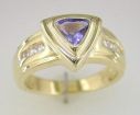14K Tanzanite Ring : R16DPNJ2C