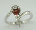 14KW Heart Garnet Ring : R55XANG2WI