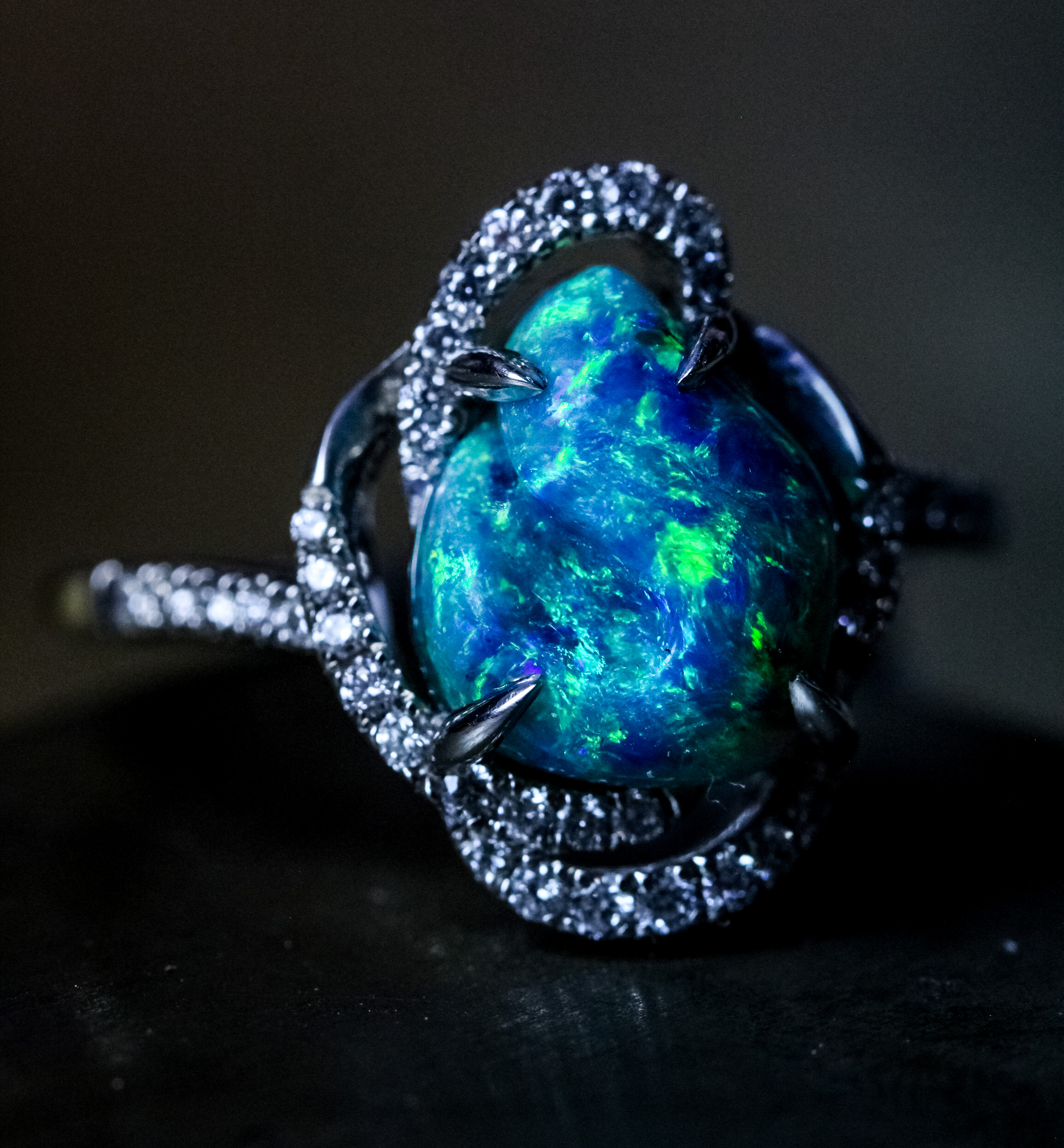 Opals, Queen Victoria, & a Sassy Shoulder Gem Junkies
