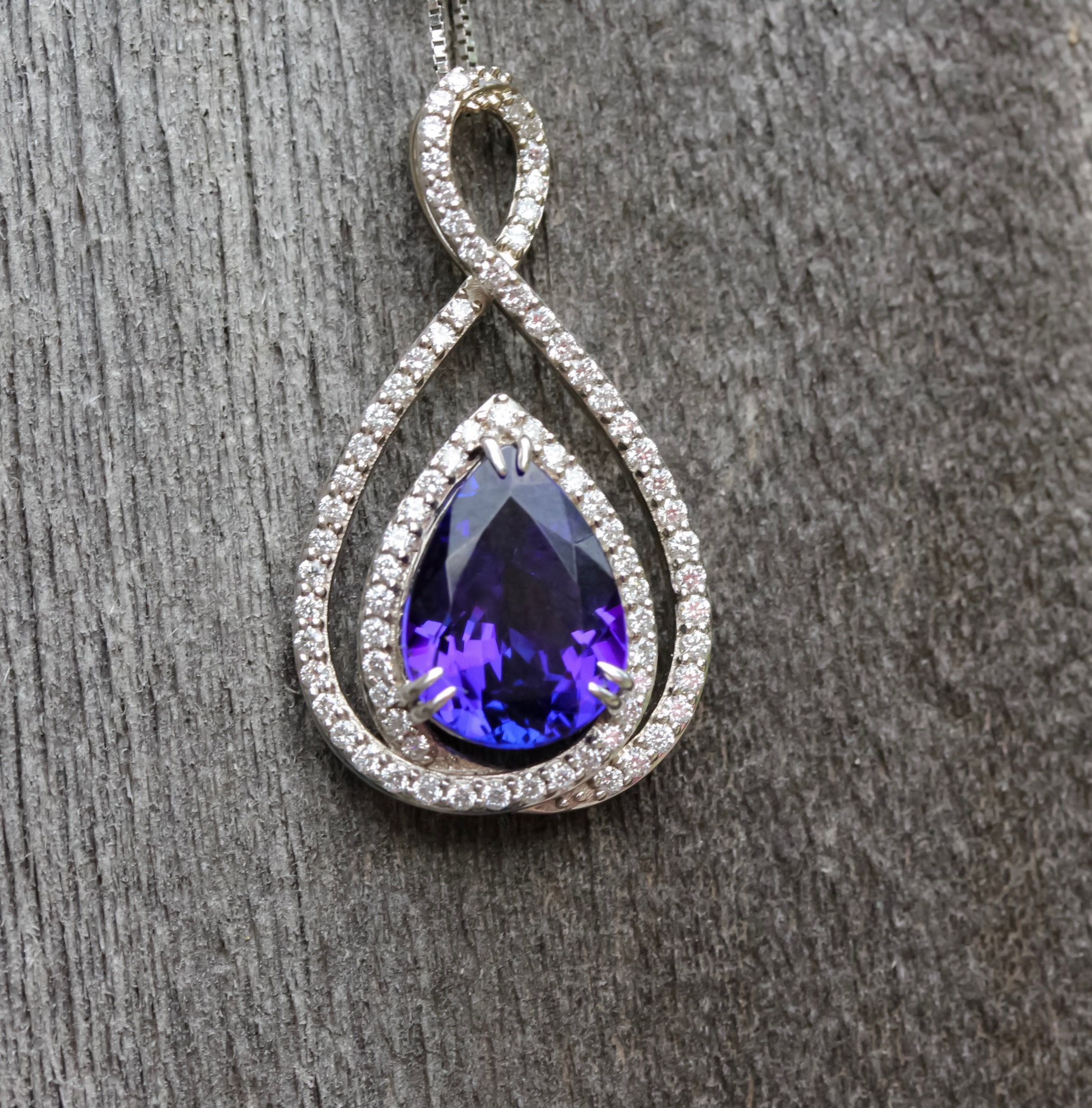 Oh My Gem - Enrapture - Tanzanite main image 0